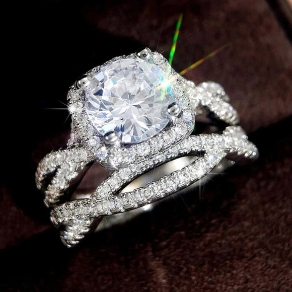 NWT 14K White Gold Plated S925 Zirconia Couple Wedding Ring Set Size 9 - Picture 2 of 4